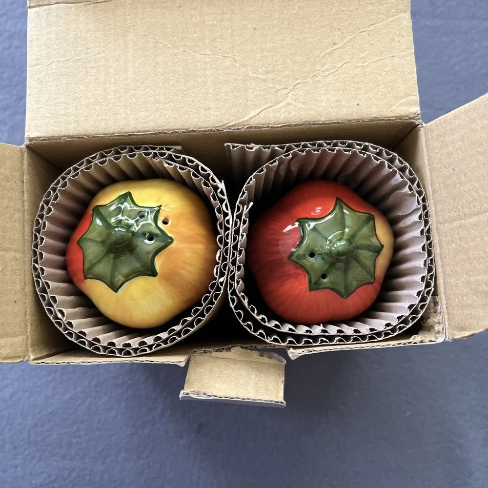 Clay Art Jalapeño Salt And Pepper‎ Shaker Set Retro 2006